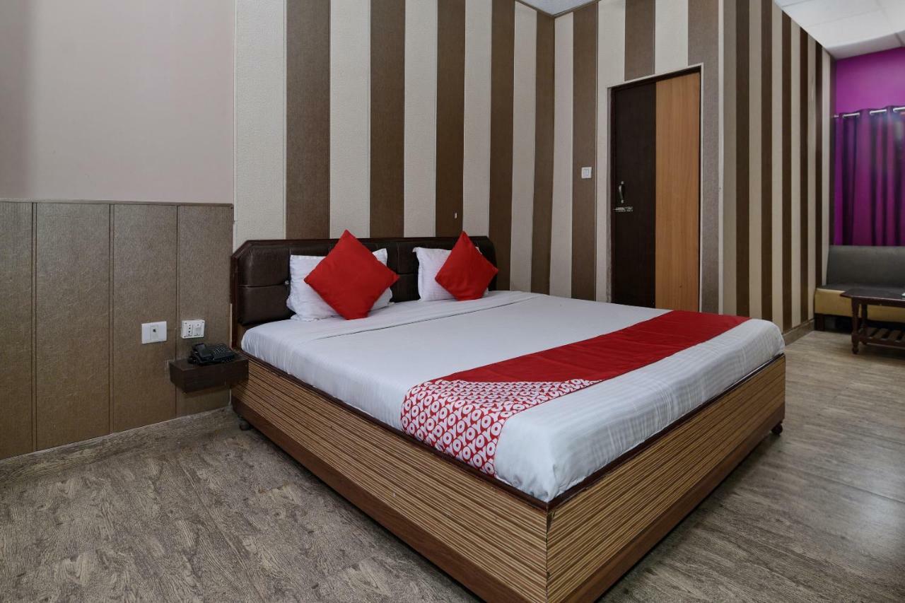 Oyo 3519 Hotel Garden Inn Варанаси Экстерьер фото